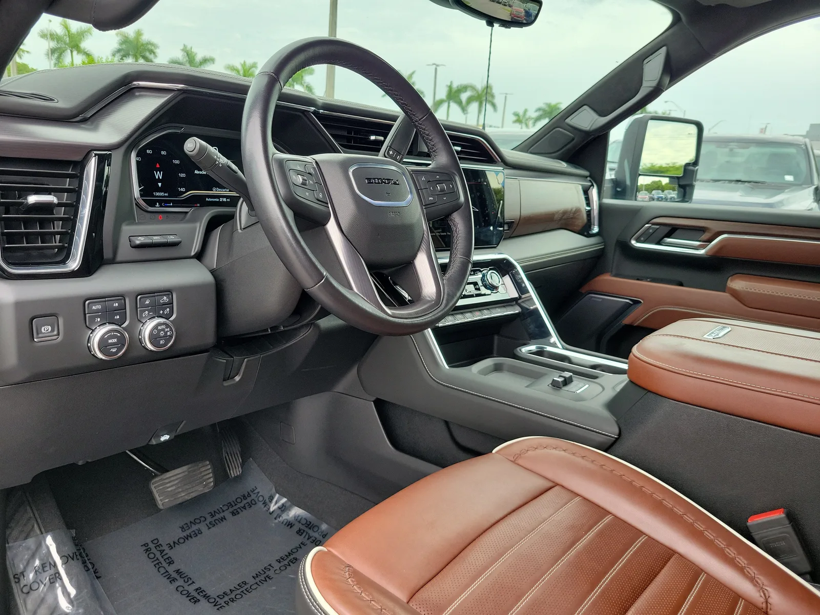 2025 GMC Sierra 2500HD Denali Ultimate 4WD Diesel photo 9