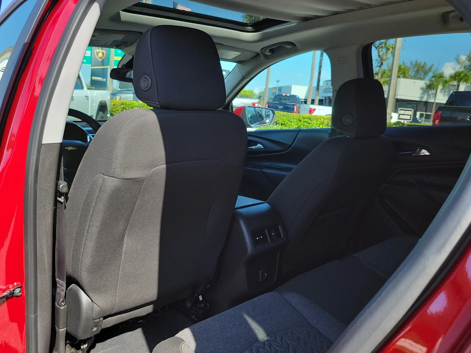 2023 Chevrolet Equinox LT photo 13