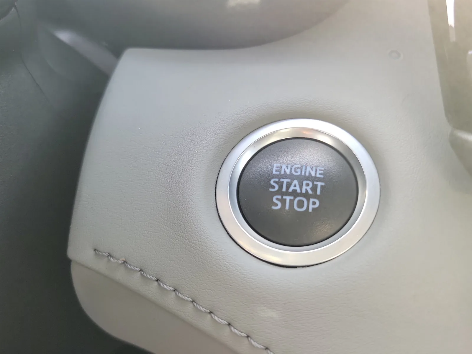 2021 Toyota Highlander XLE photo 24