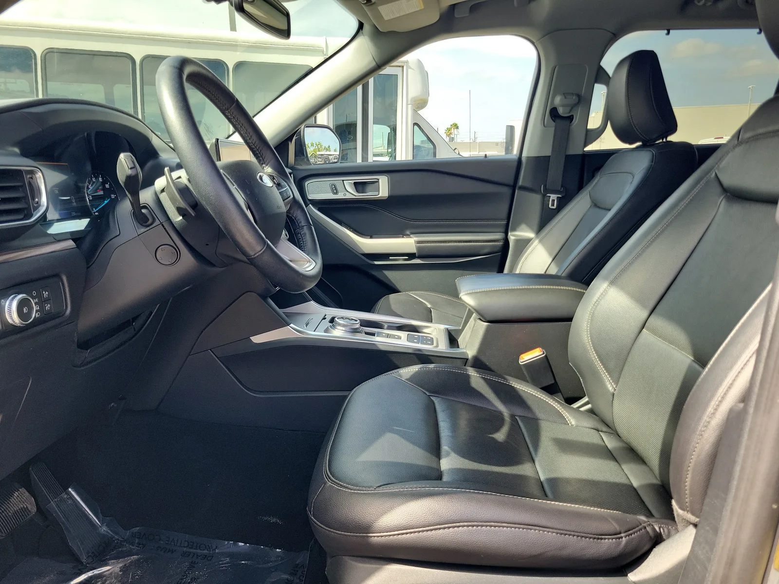 2021 Ford Explorer Limited photo 12