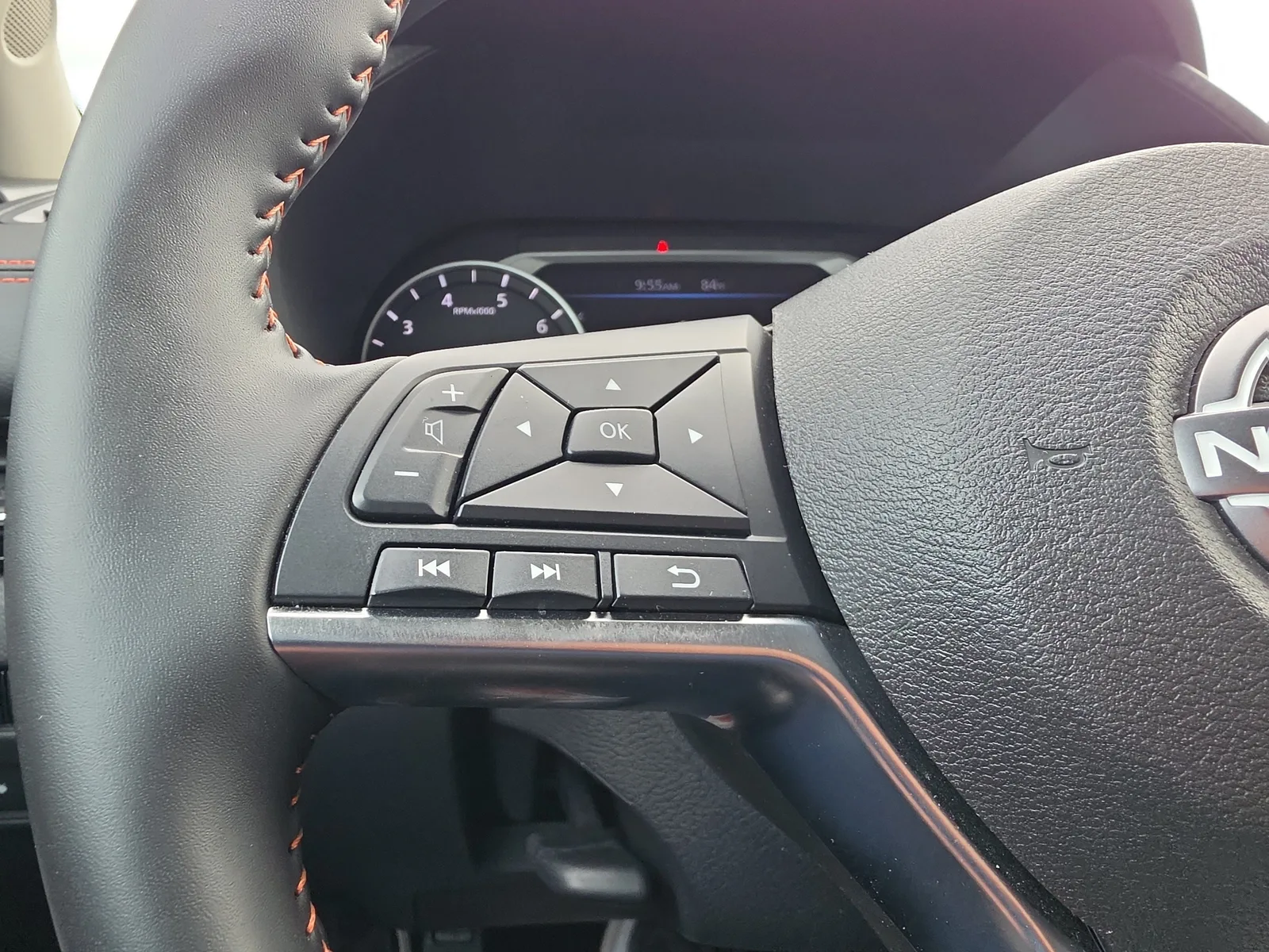 2025 Nissan Sentra SR photo 15