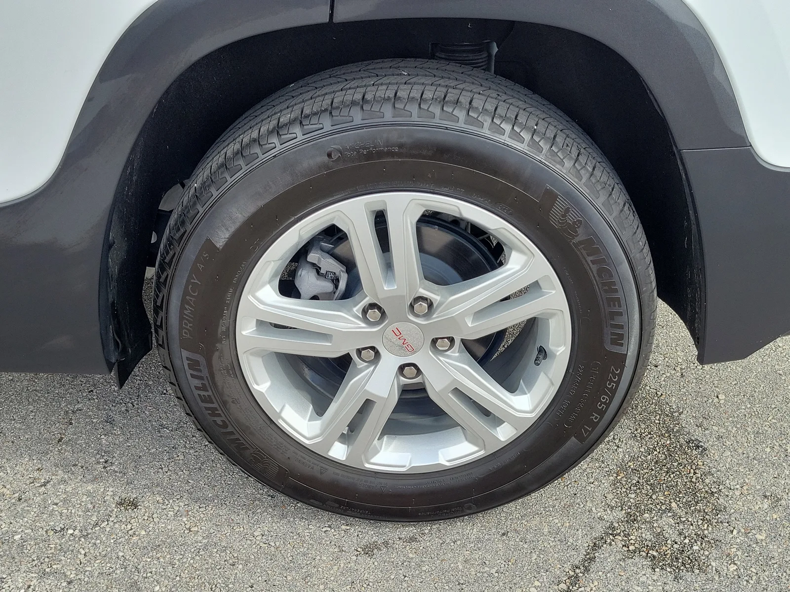 2024 GMC Terrain SLE photo 29