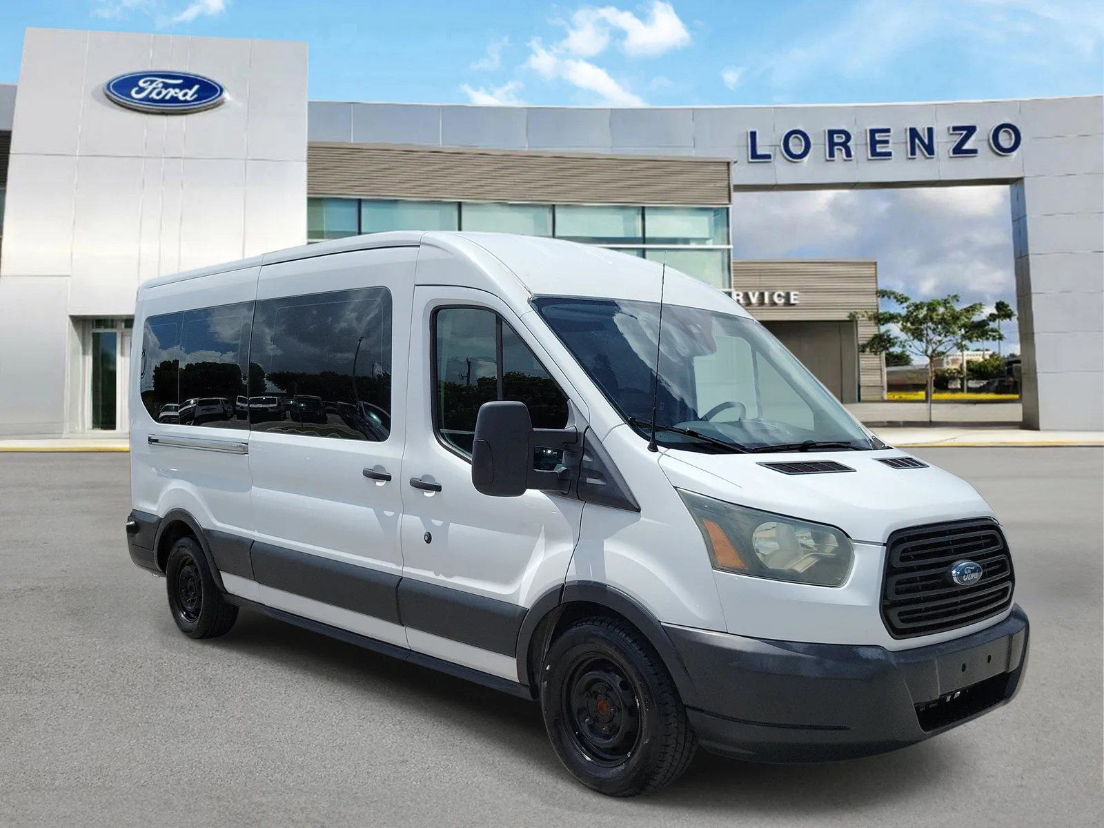 2016 Ford Transit Wagon XL photo 3