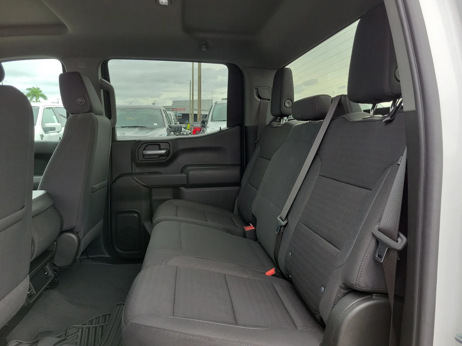 2022 Chevrolet Silverado 1500 Custom photo 13