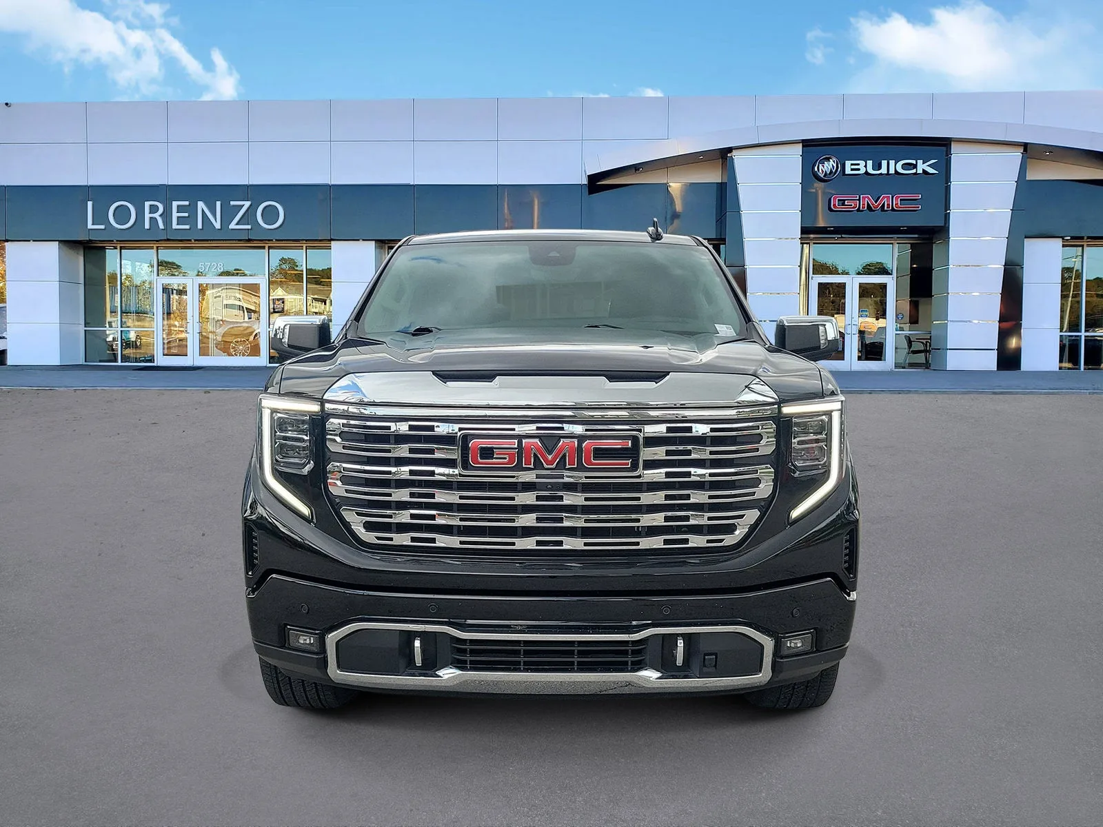 2024 GMC Sierra 1500 Denali photo 2