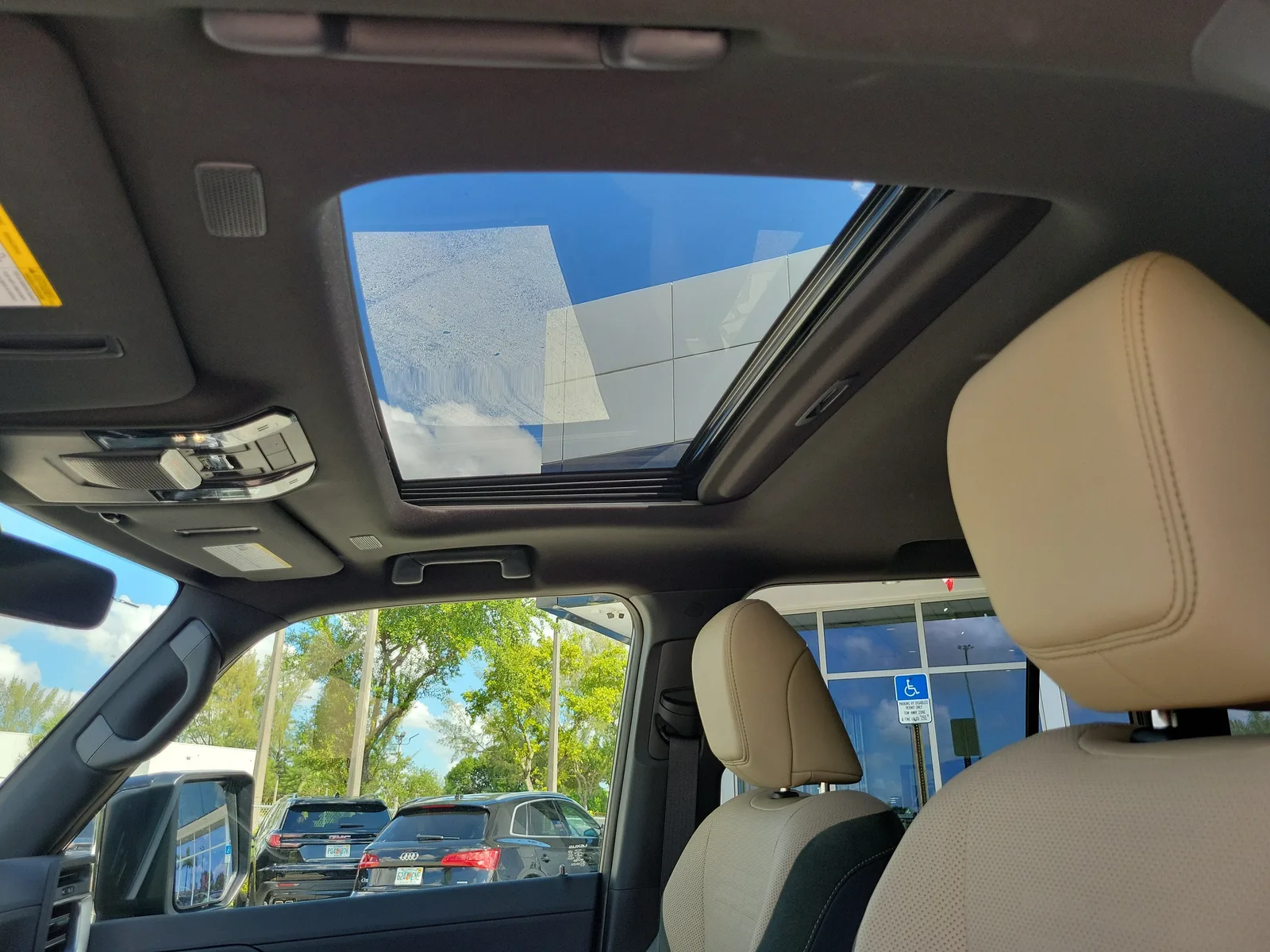 2025 Lexus GX GX 550 Premium photo 12