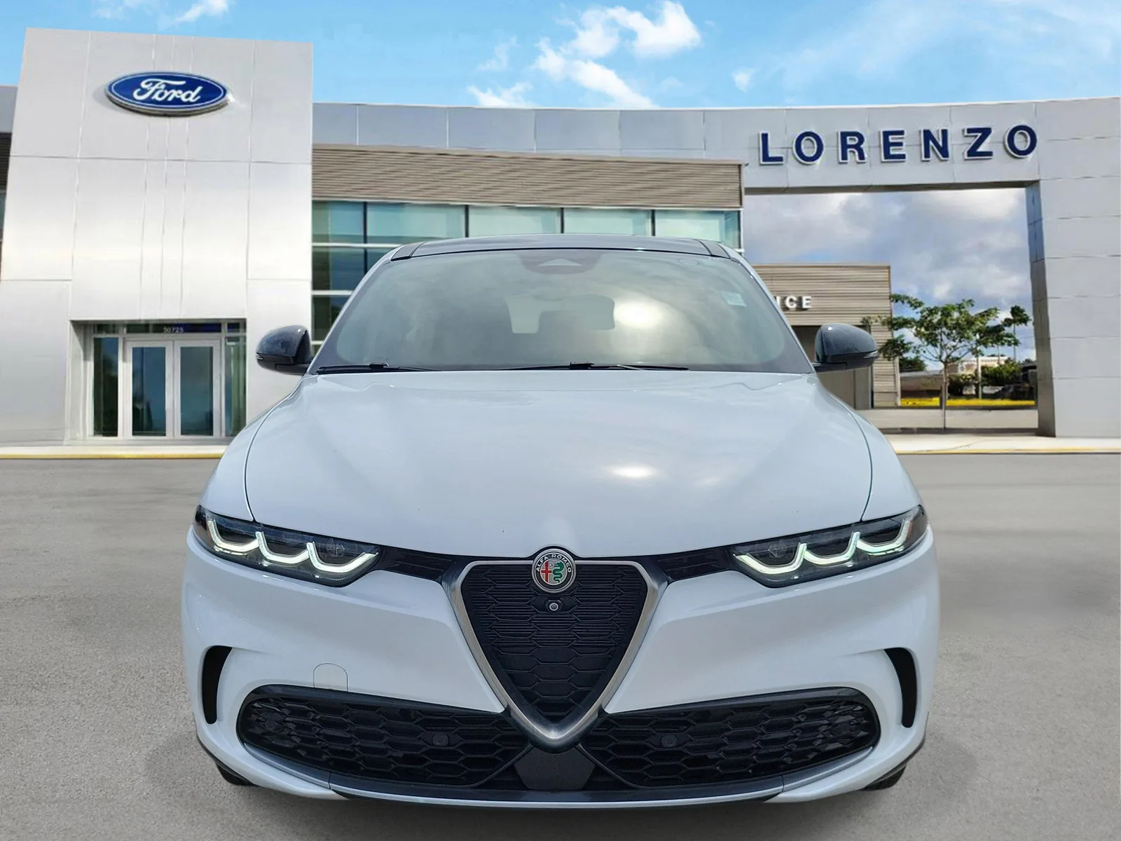 2024 Alfa Romeo Tonale Ti photo 2