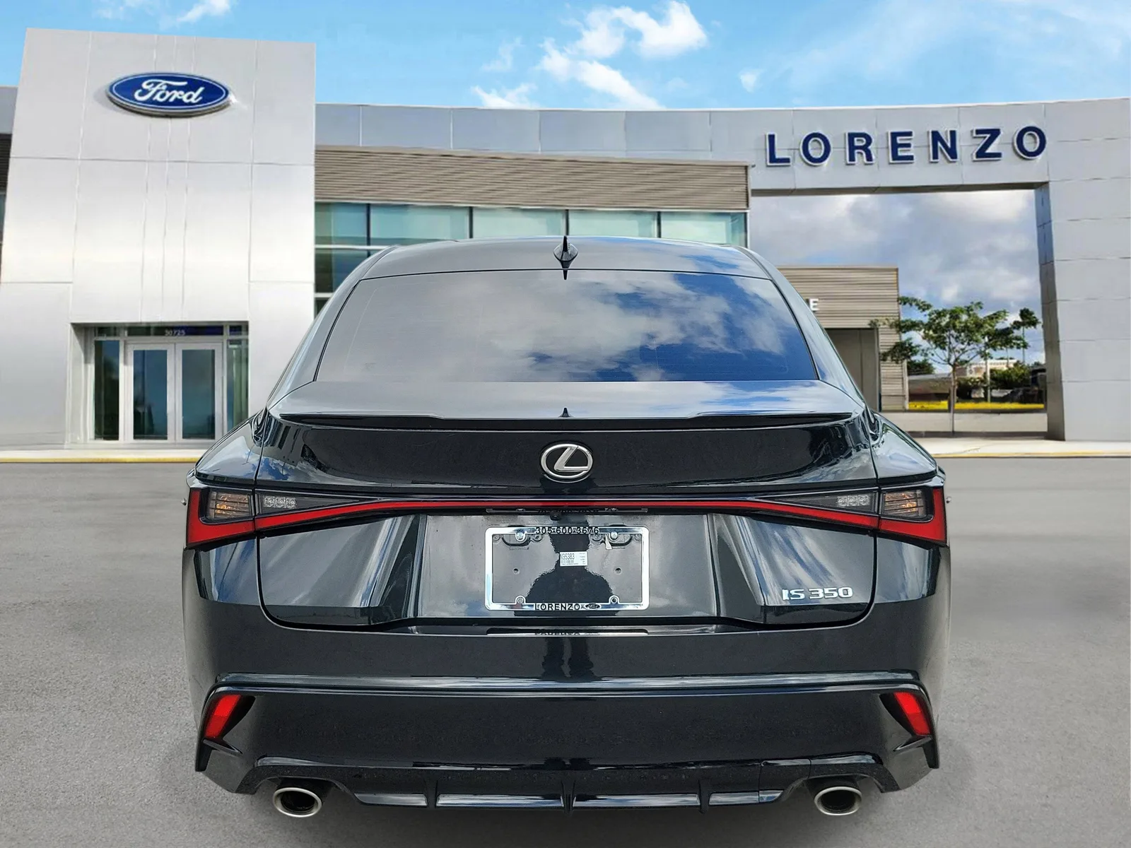 2024 Lexus IS IS 350 F SPORT photo 6