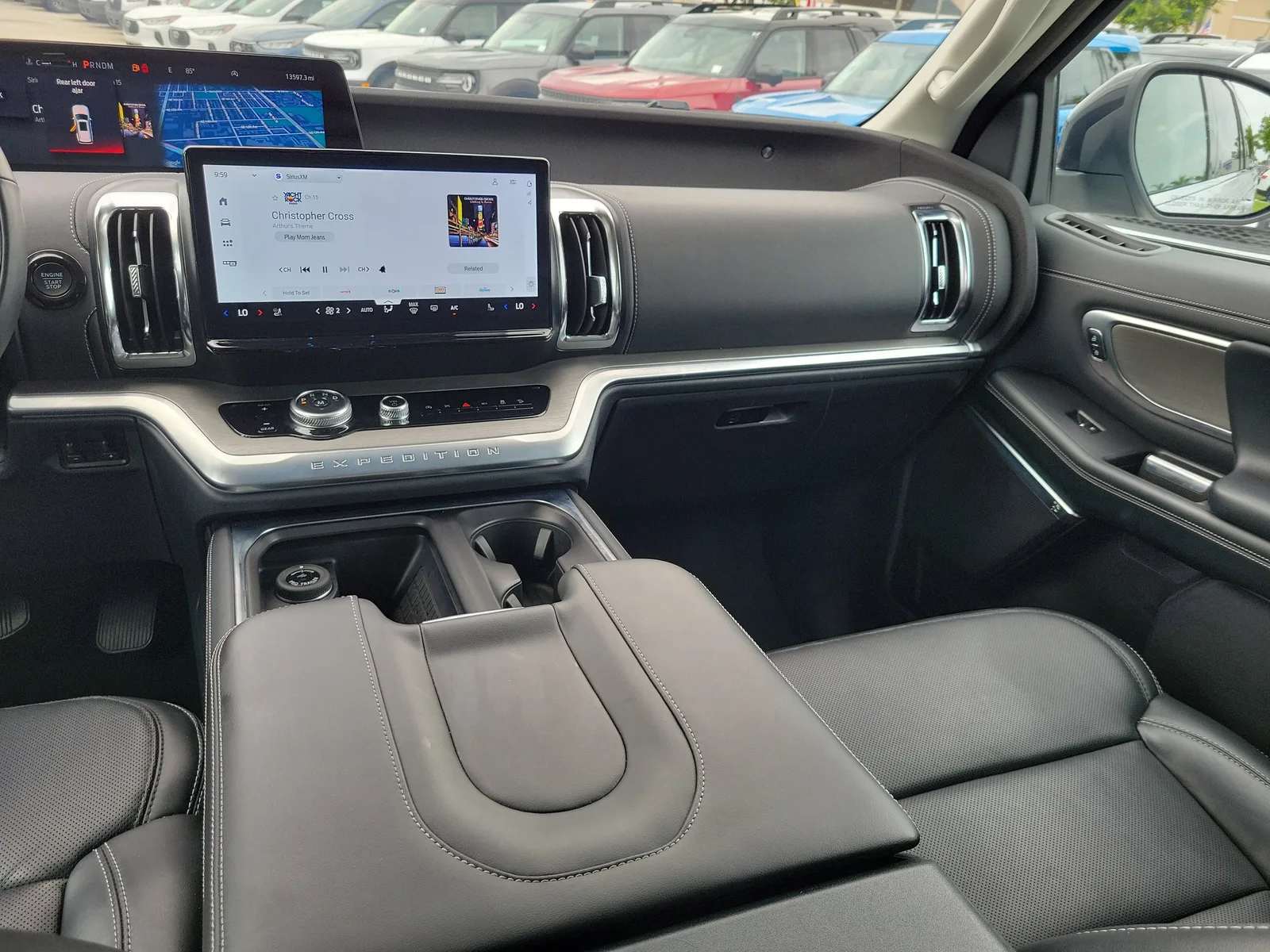 2025 Ford Expedition Platinum 4WD photo 17