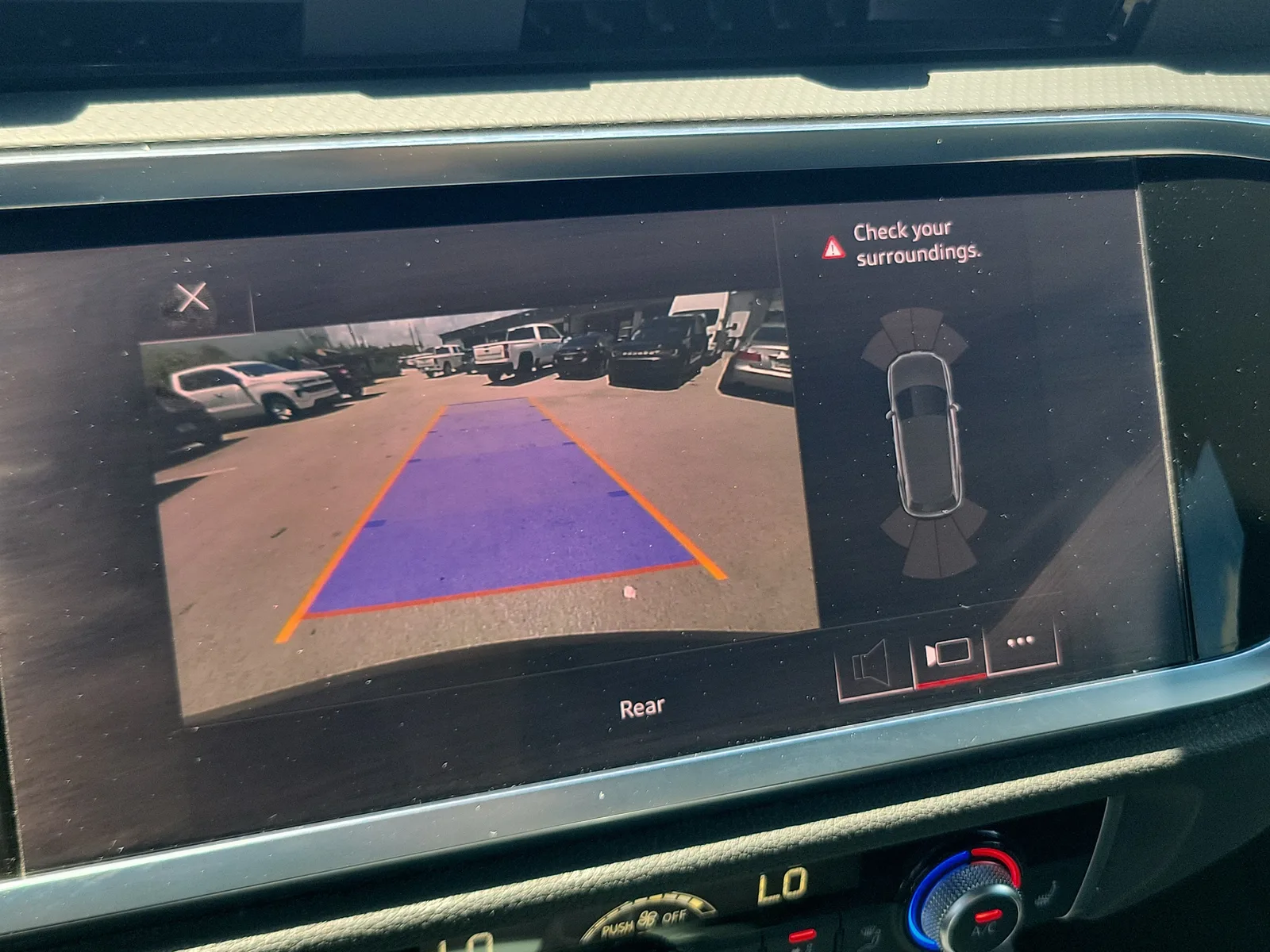 2020 Audi Q3 S line Premium photo 10