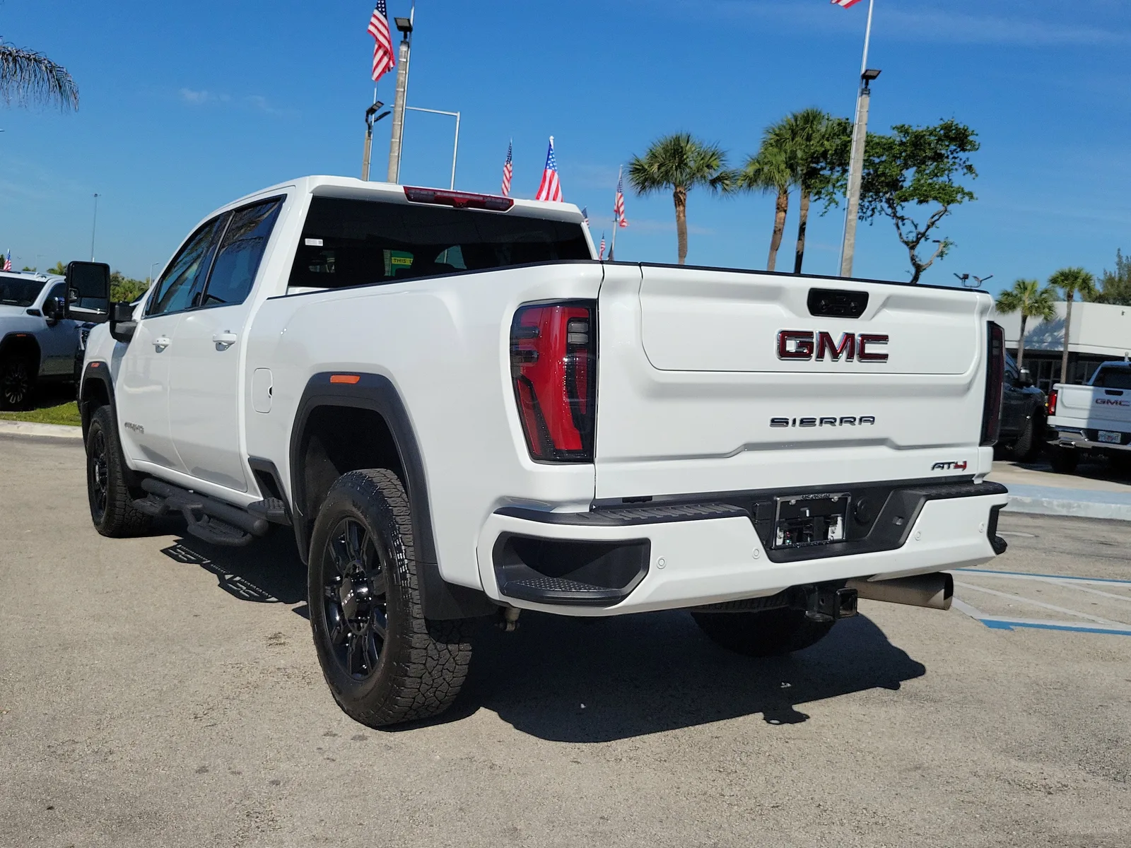 2026 GMC Sierra 2500 HD AT4 photo 7