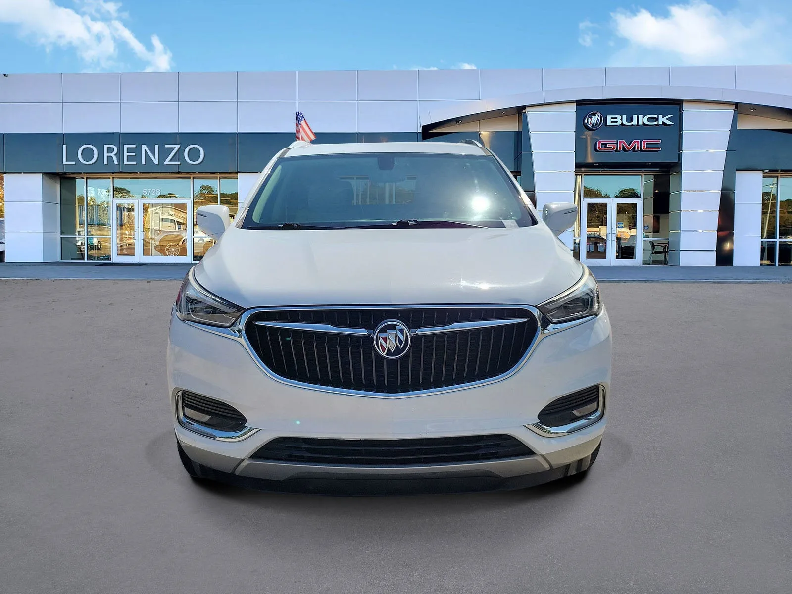 2020 Buick Enclave Essence photo 2