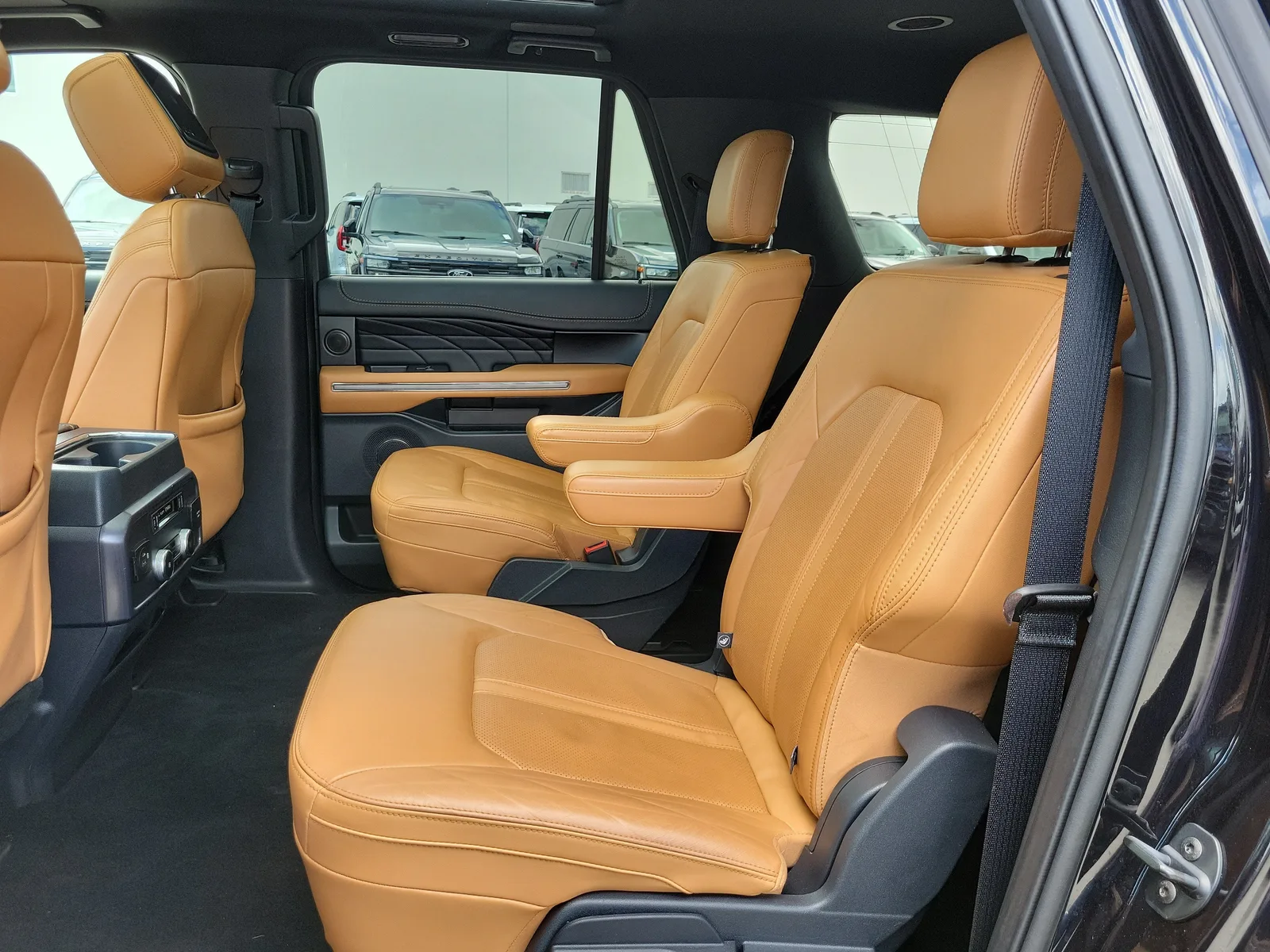 2023 Ford Expedition Max Platinum photo 20