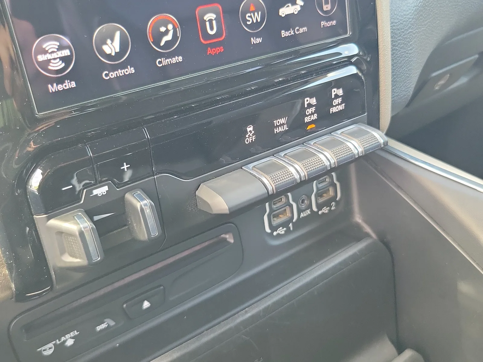 2019 RAM 1500 Laramie 4WD photo 24