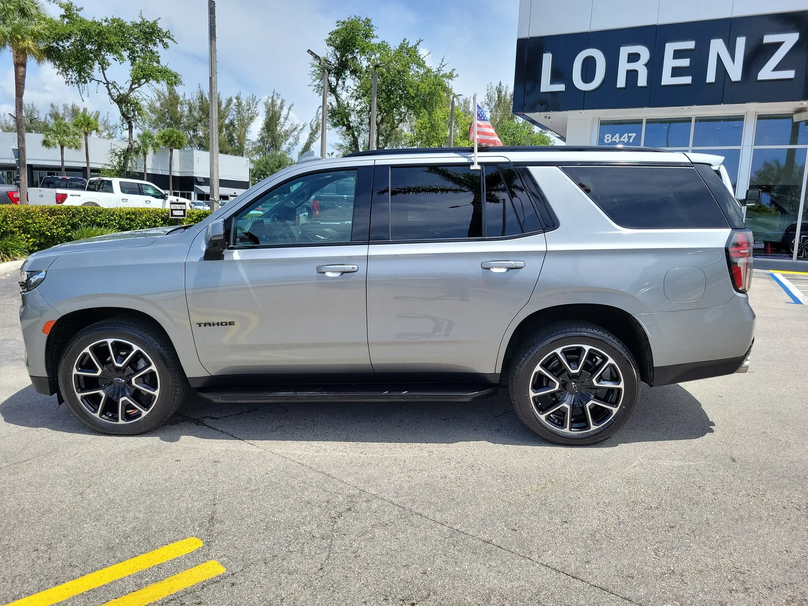2023 Chevrolet Tahoe RST photo 8