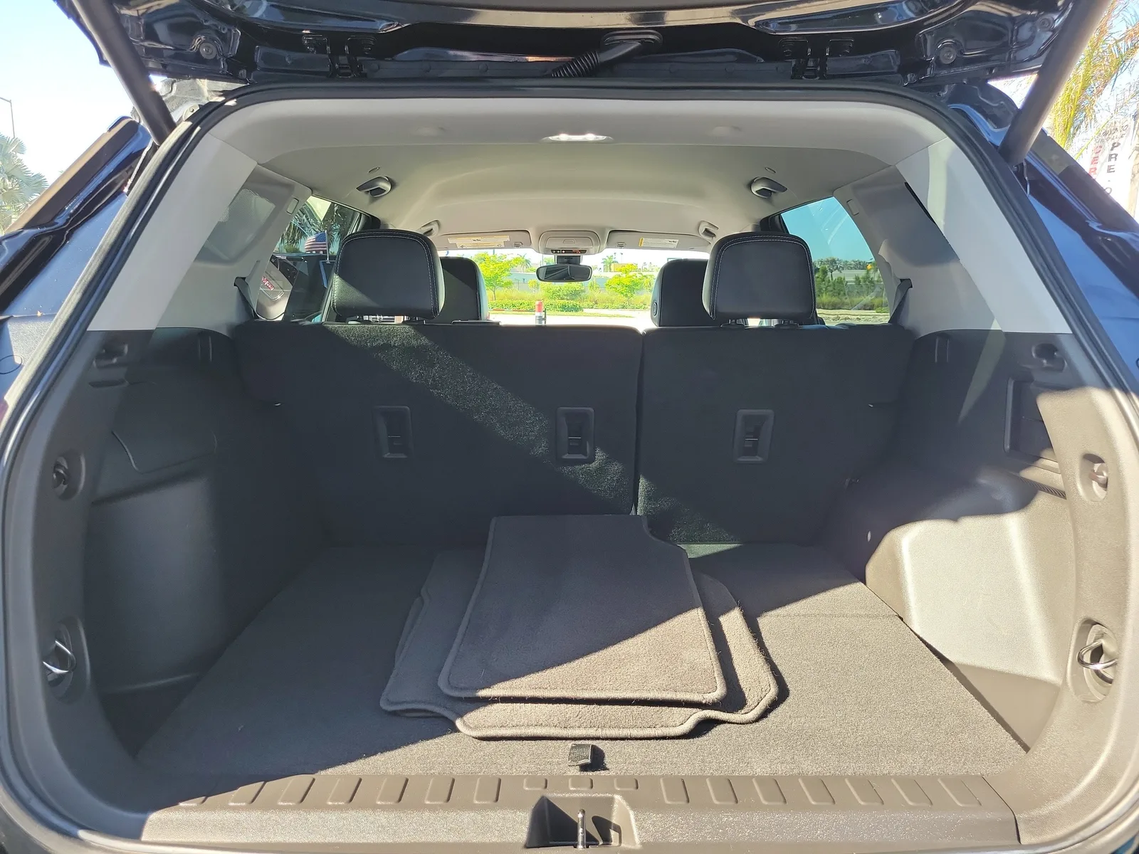 2022 GMC Terrain SLT photo 16