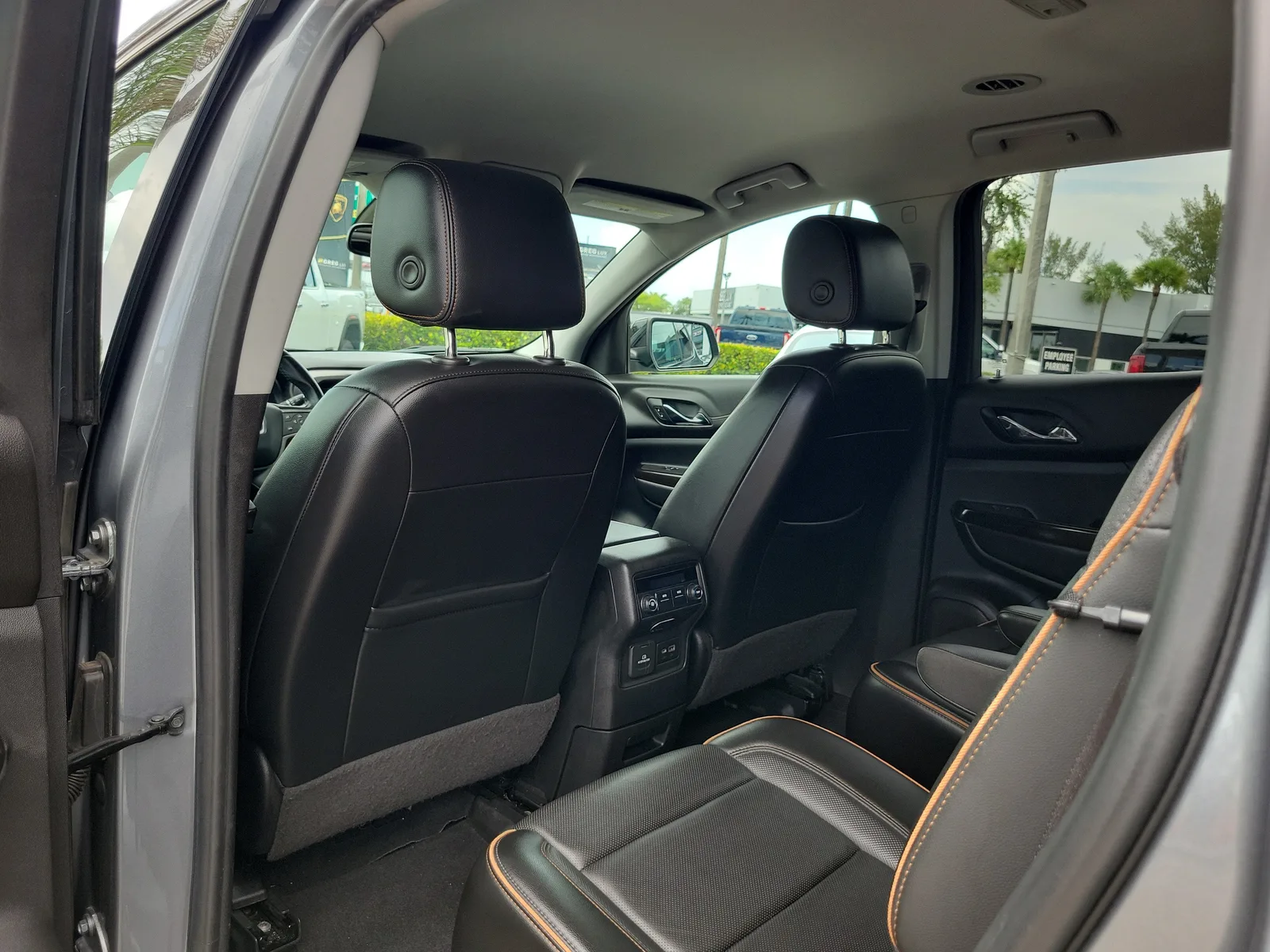 2021 GMC Acadia AT4 photo 15