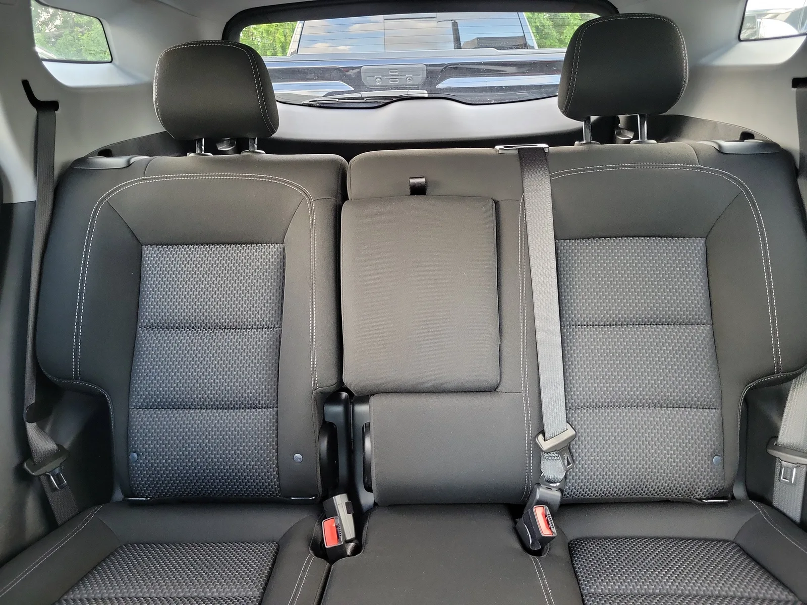 2024 GMC Terrain SLE photo 15