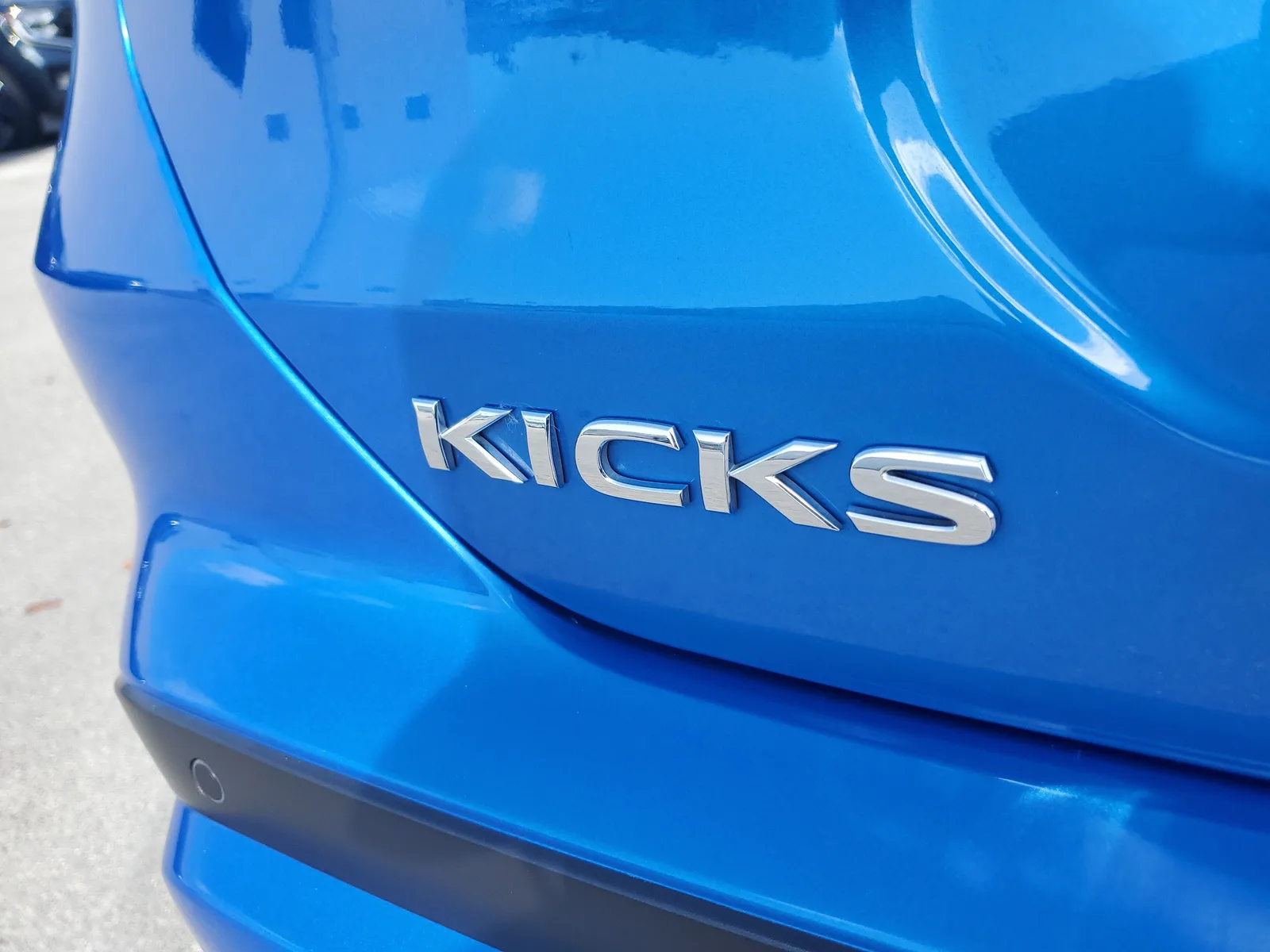 2023 Nissan Kicks S photo 29