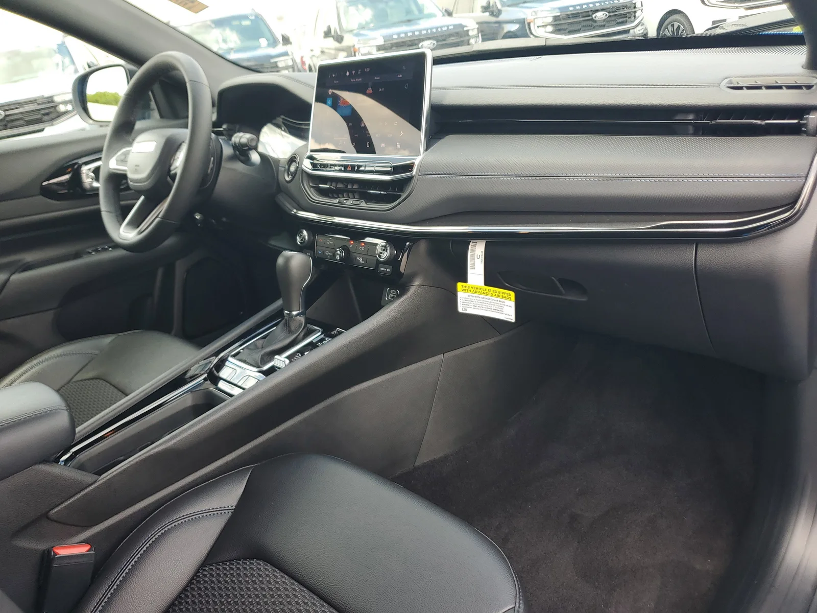 2026 Jeep Compass Latitude Altitude 4WD photo 16