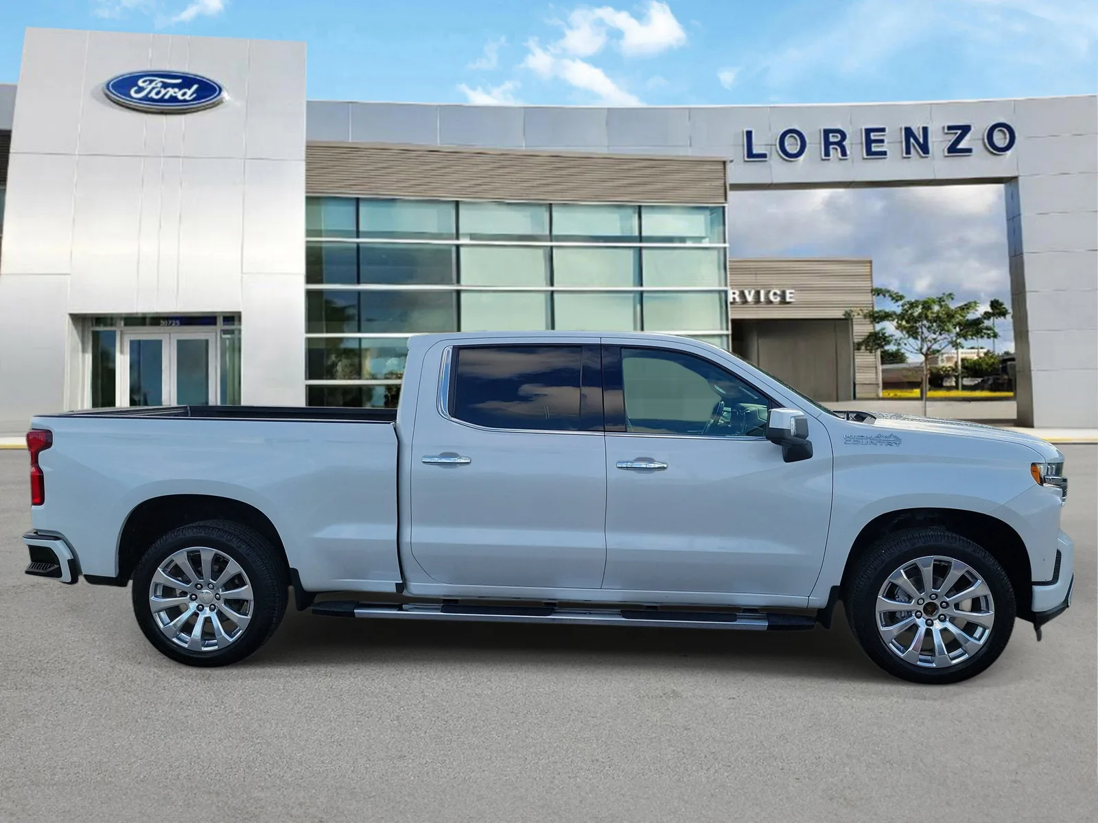 2022 Chevrolet Silverado 1500 LTD High Country photo 4