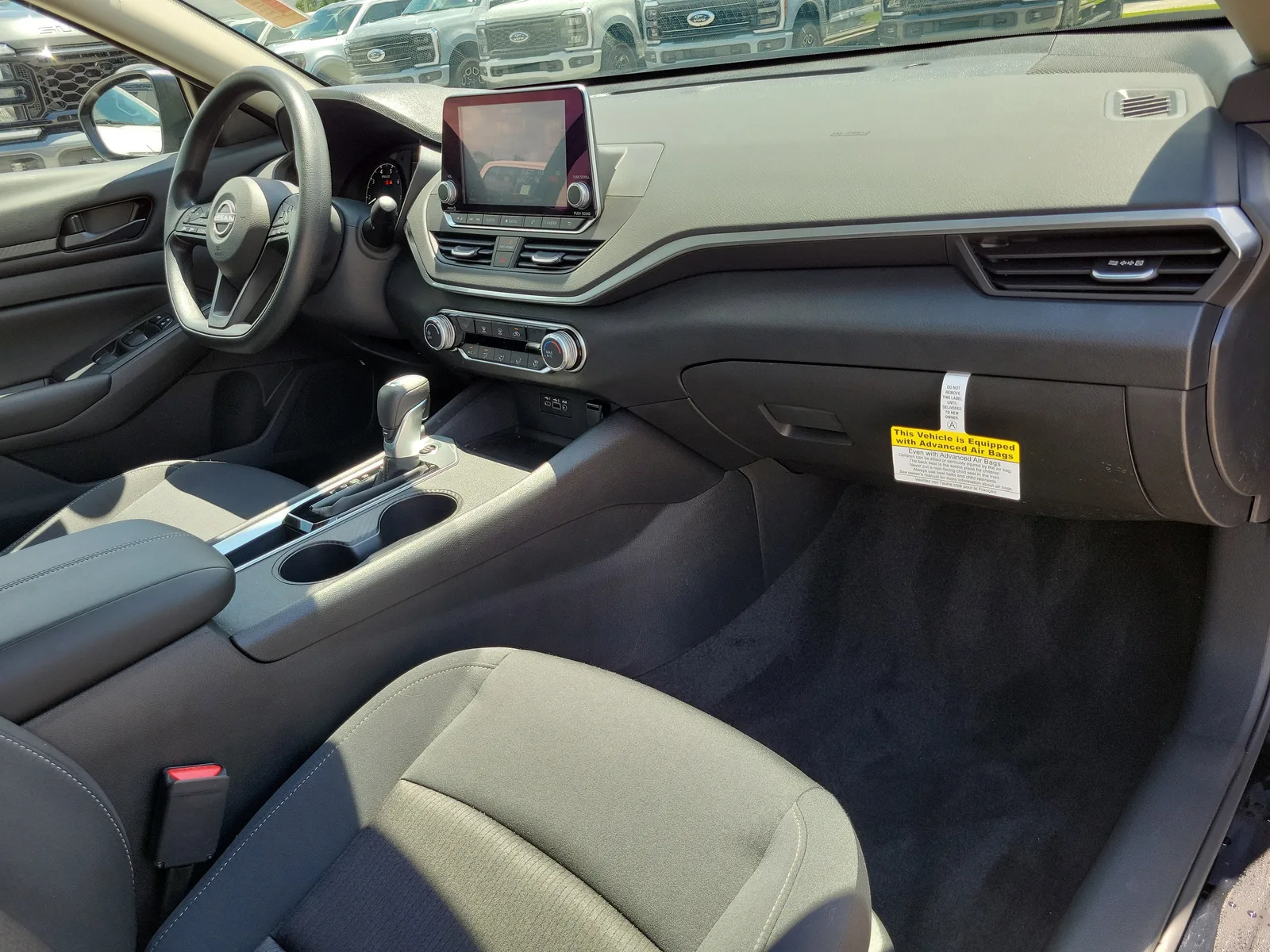 2025 Nissan Altima S photo 13