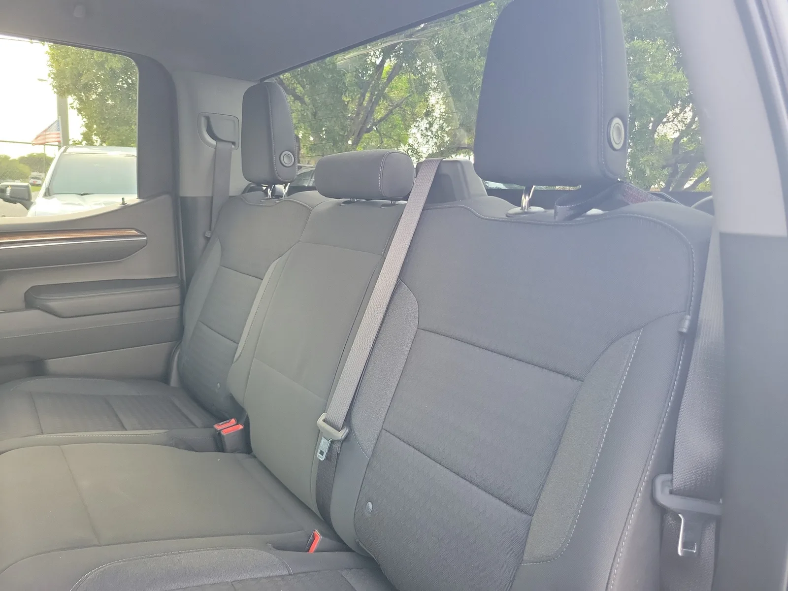 2023 Chevrolet Silverado 1500 LT Trail Boss 4WD Diesel photo 14