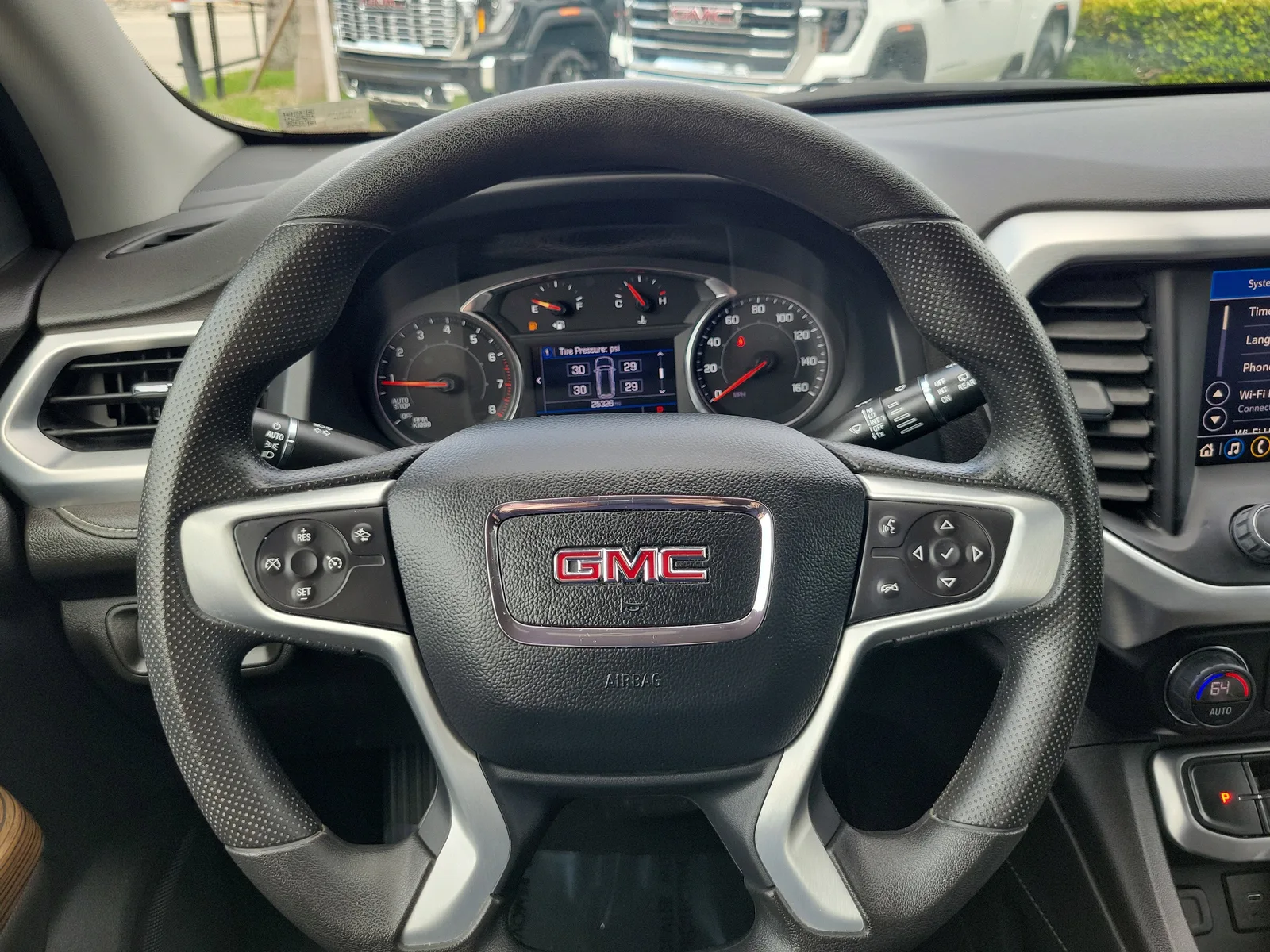 2023 GMC Acadia SLE photo 19