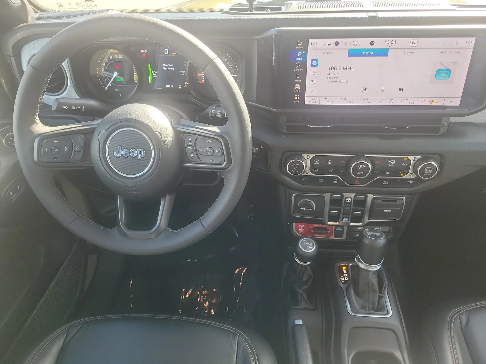 2025 Jeep Wrangler 4xe Willys 4WD photo 19