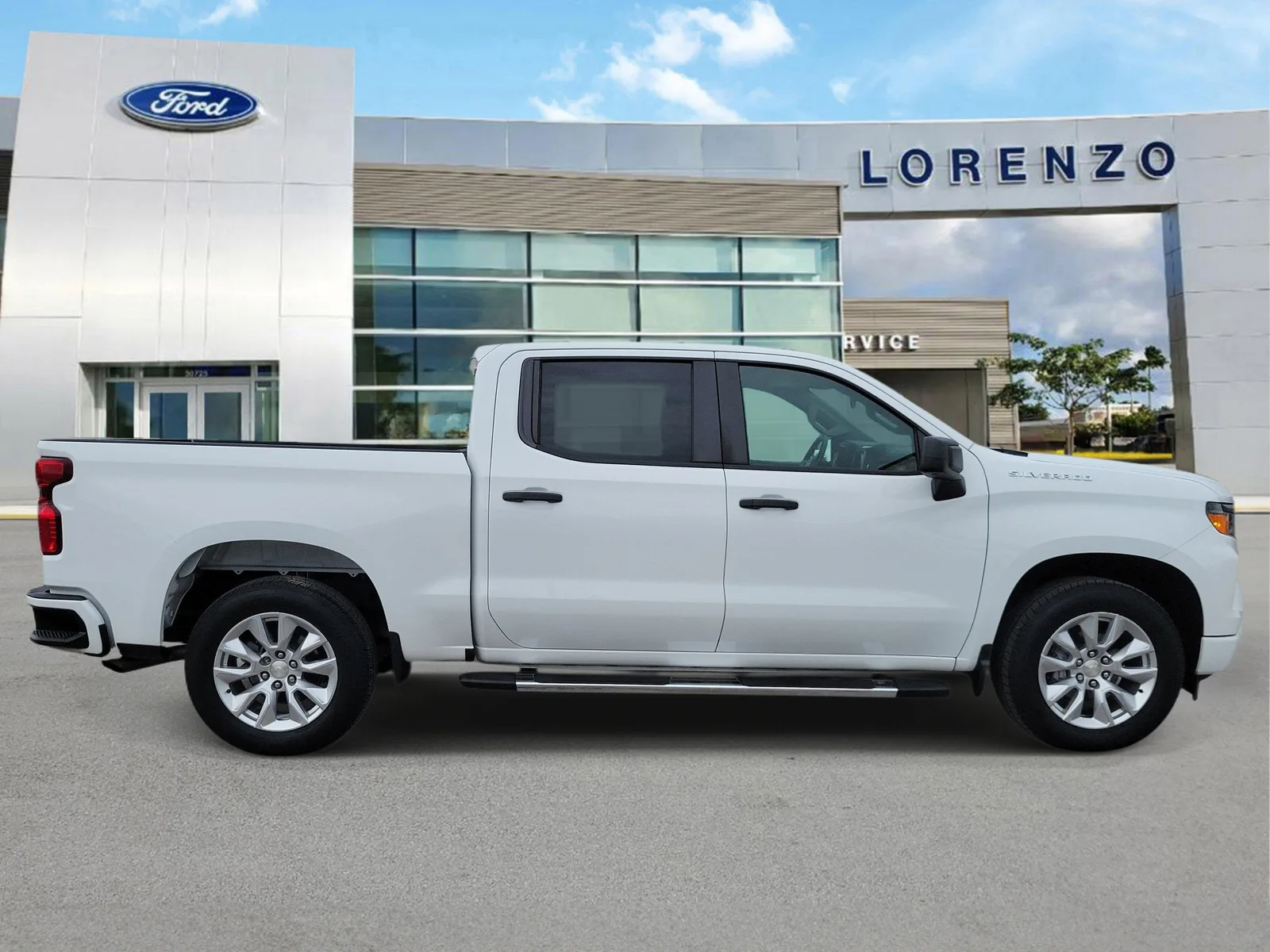 2022 Chevrolet Silverado 1500 Custom photo 4