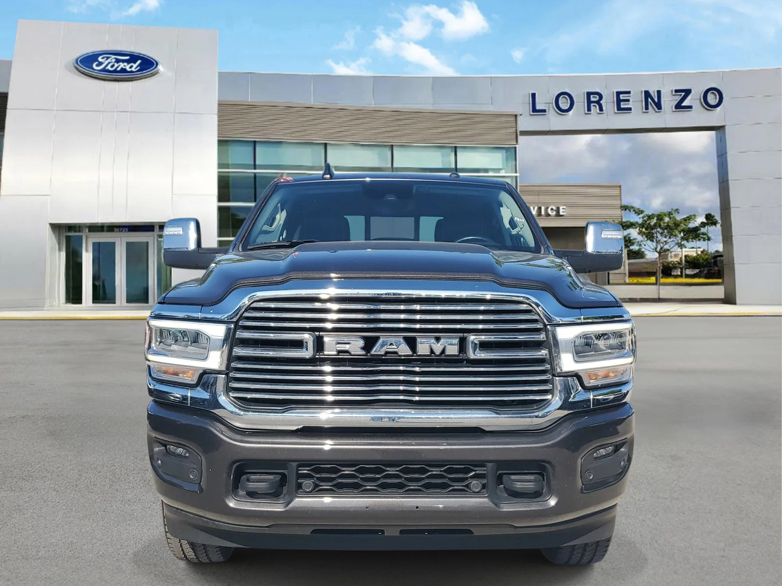 2024 RAM 2500 Laramie 4WD Diesel photo 2