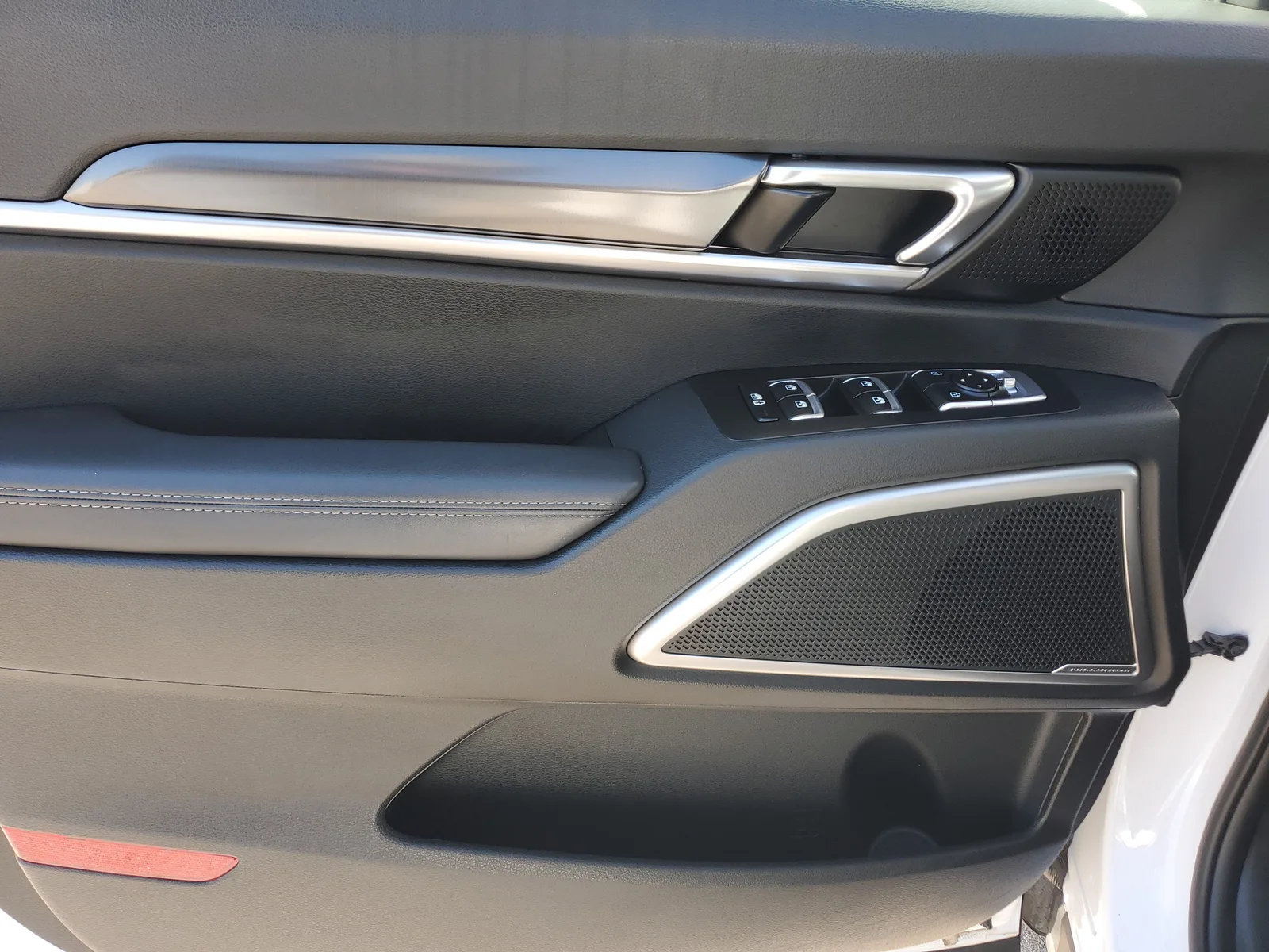 2024 Kia Telluride LX photo 25