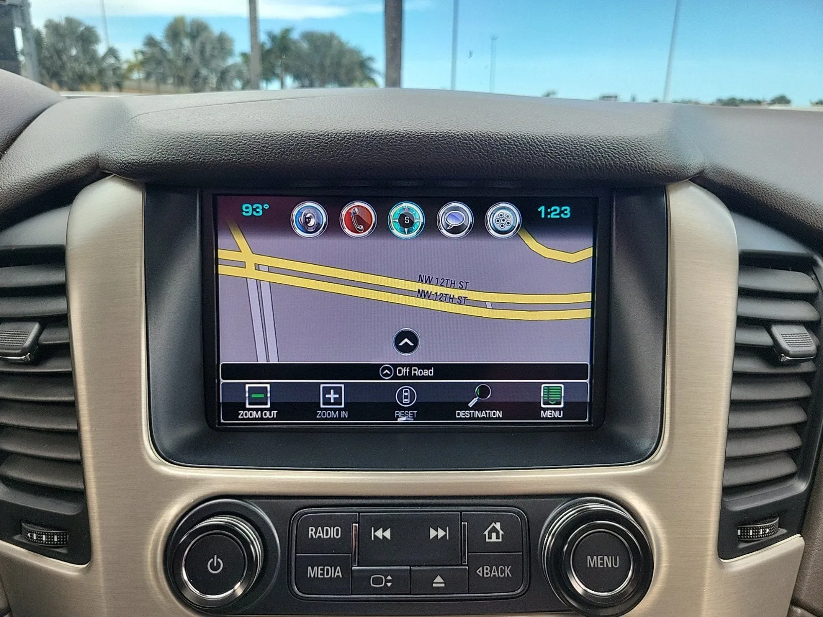 2019 GMC Yukon Denali photo 10
