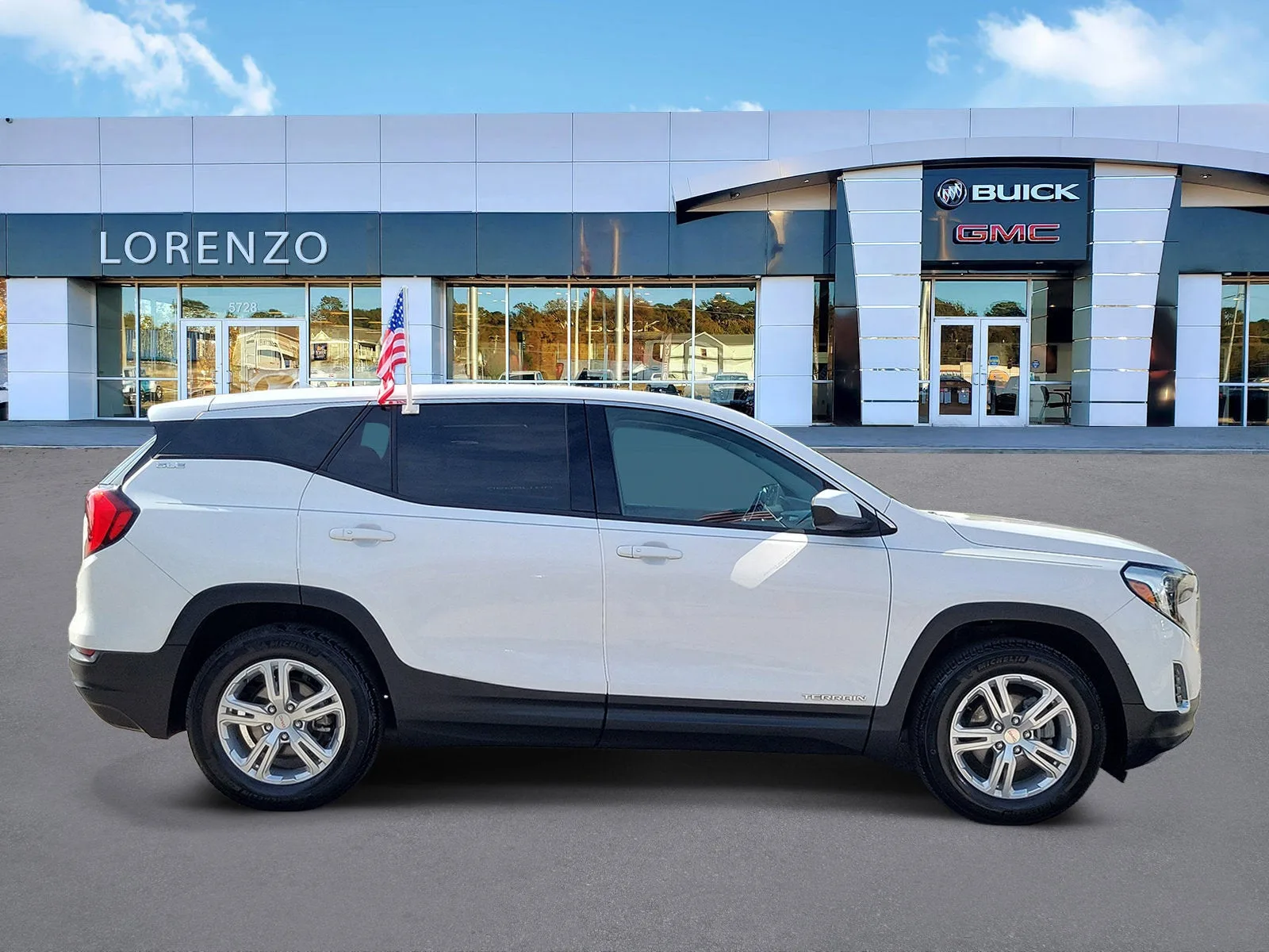 2020 GMC Terrain SLE photo 4