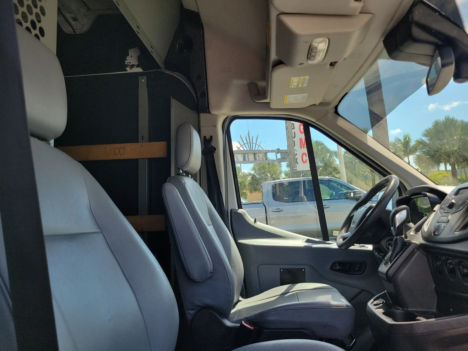 2018 Ford Transit Van T250 photo 13