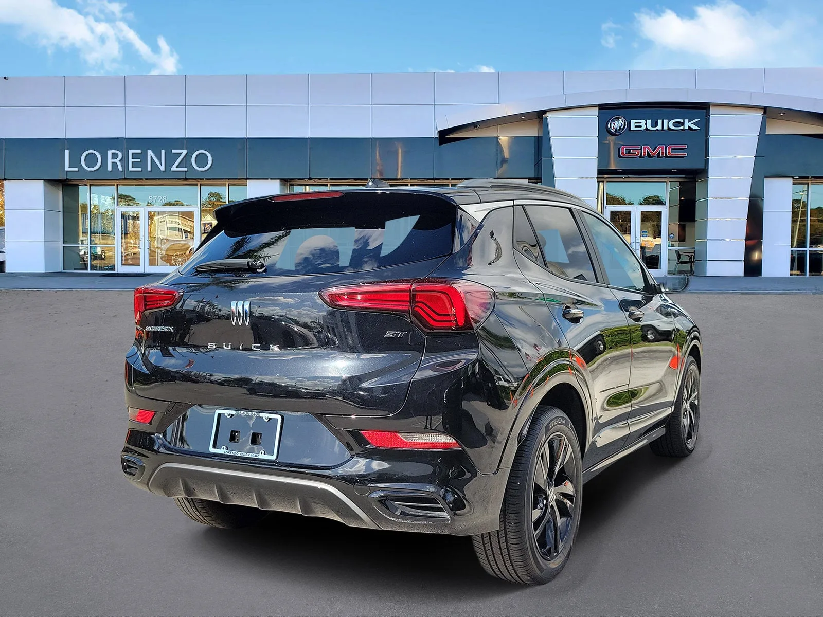 2024 Buick Encore GX Sport Touring photo 5