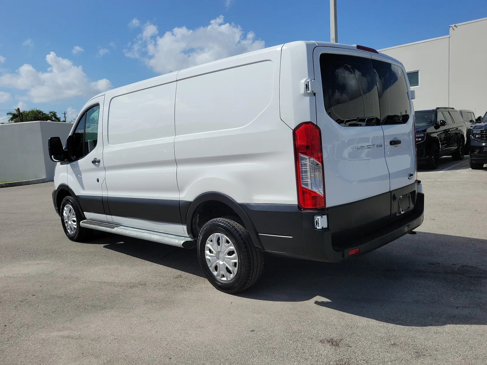 2024 Ford Transit Cargo Van Base photo 7