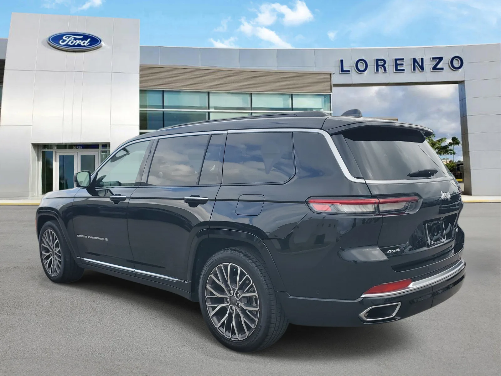 2024 Jeep Grand Cherokee L Summit Reserve 4WD photo 7
