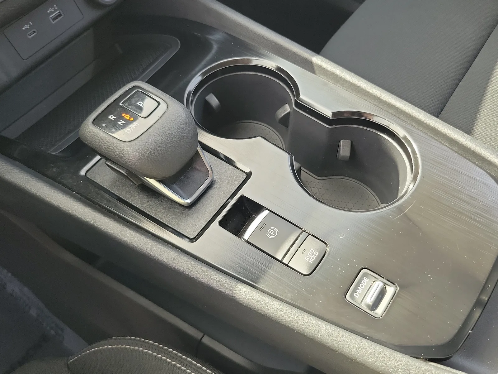 2023 Nissan Rogue S photo 25