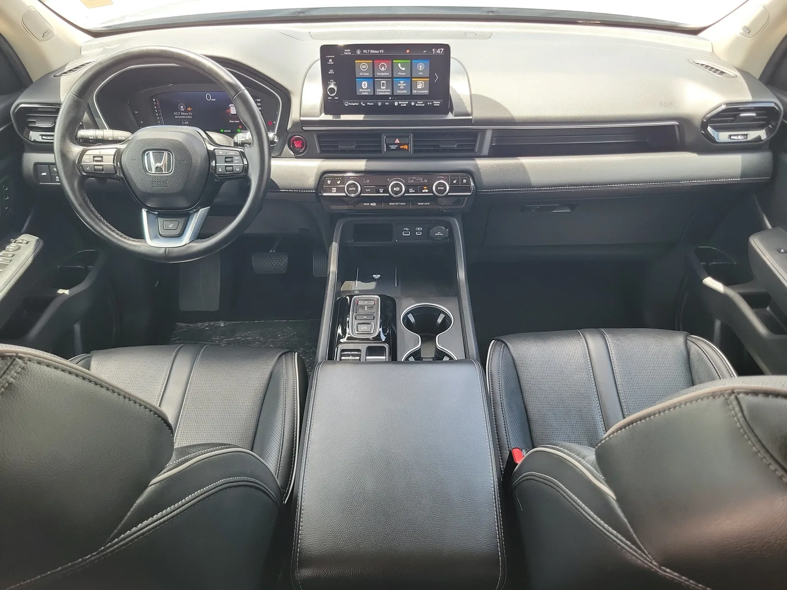 2024 Honda Pilot Elite photo 19