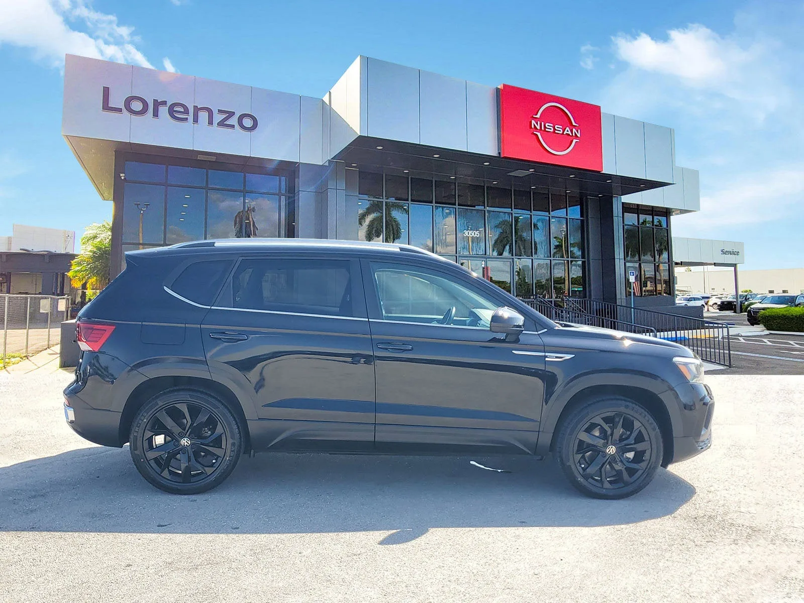 2022 Volkswagen Taos SE photo 4