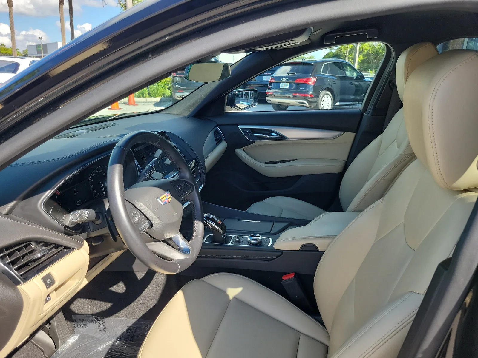 2024 Cadillac CT5 Luxury photo 11