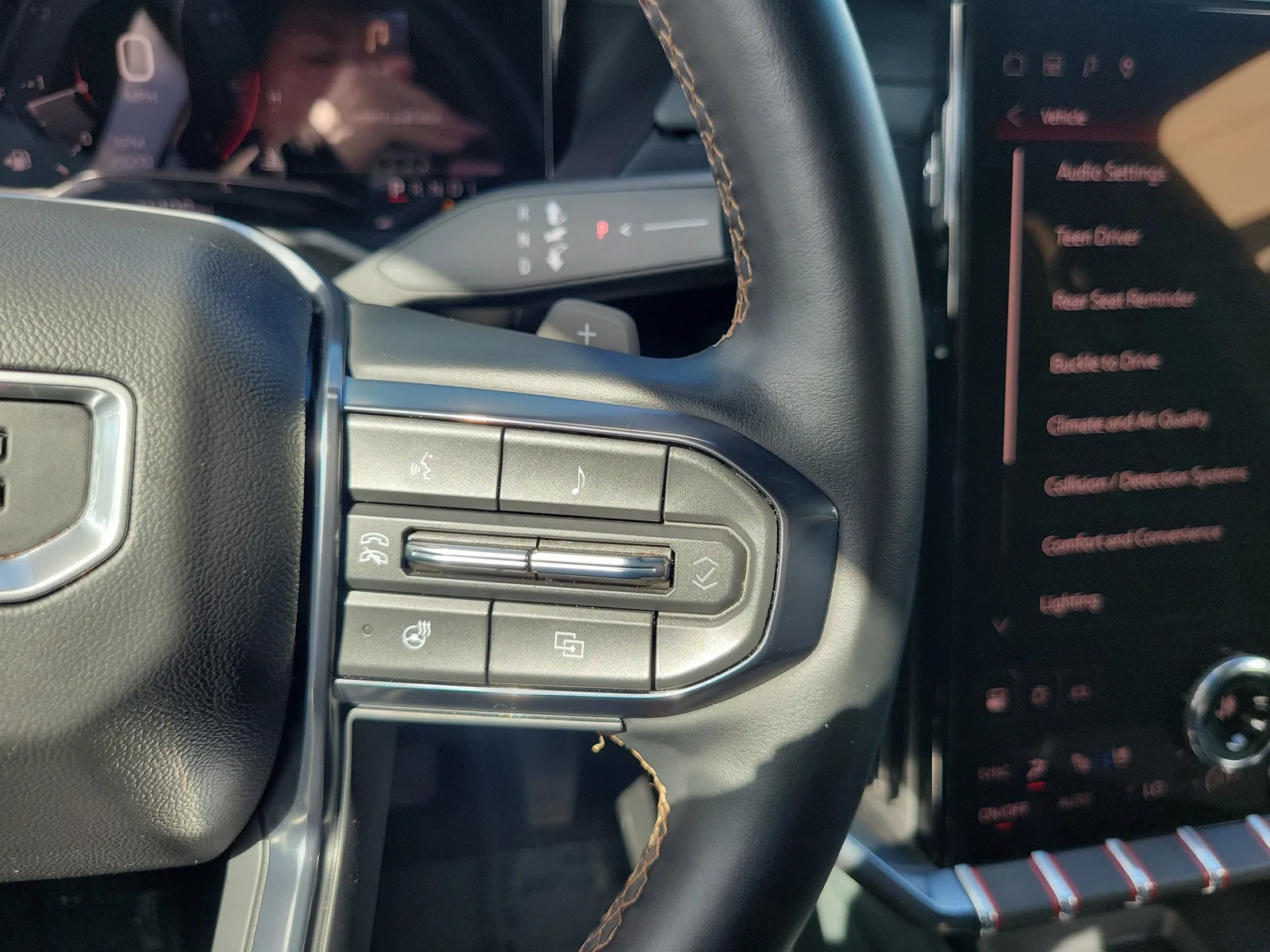 2024 GMC Acadia AT4 photo 21