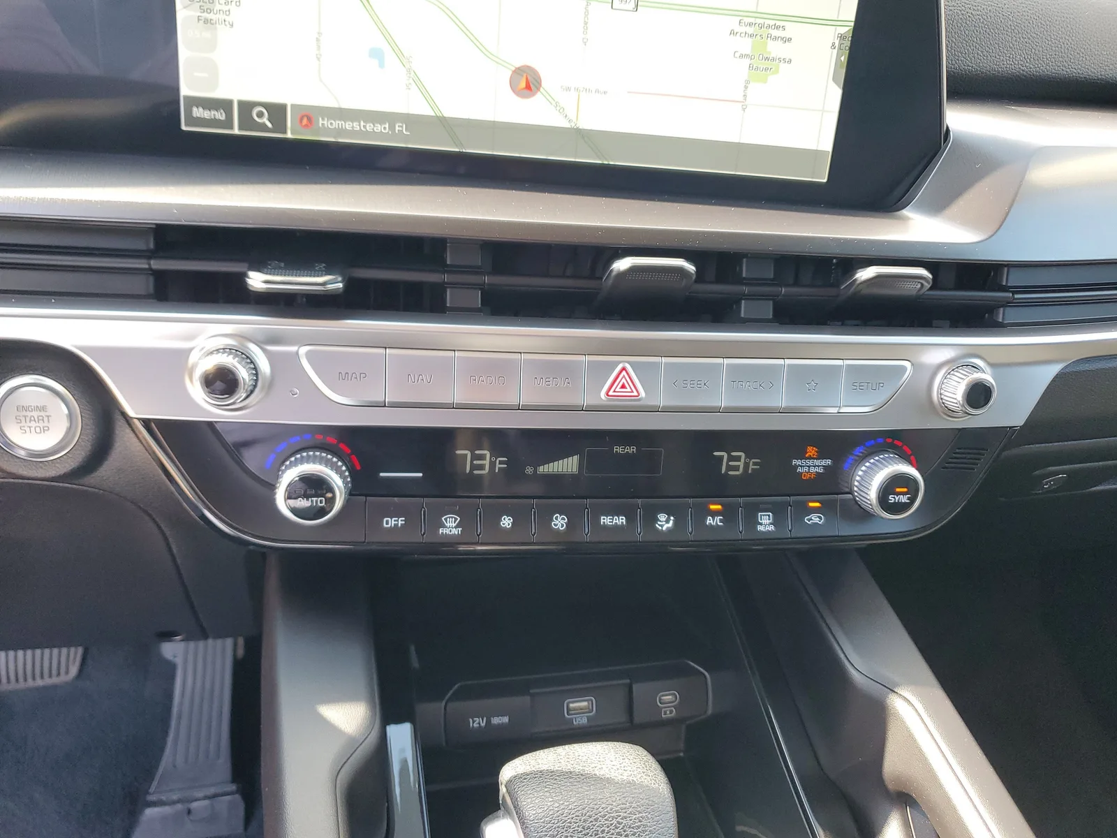 2024 Kia Telluride LX photo 23