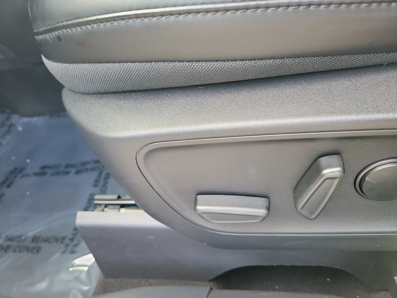 2024 Ford Escape ST-Line photo 14