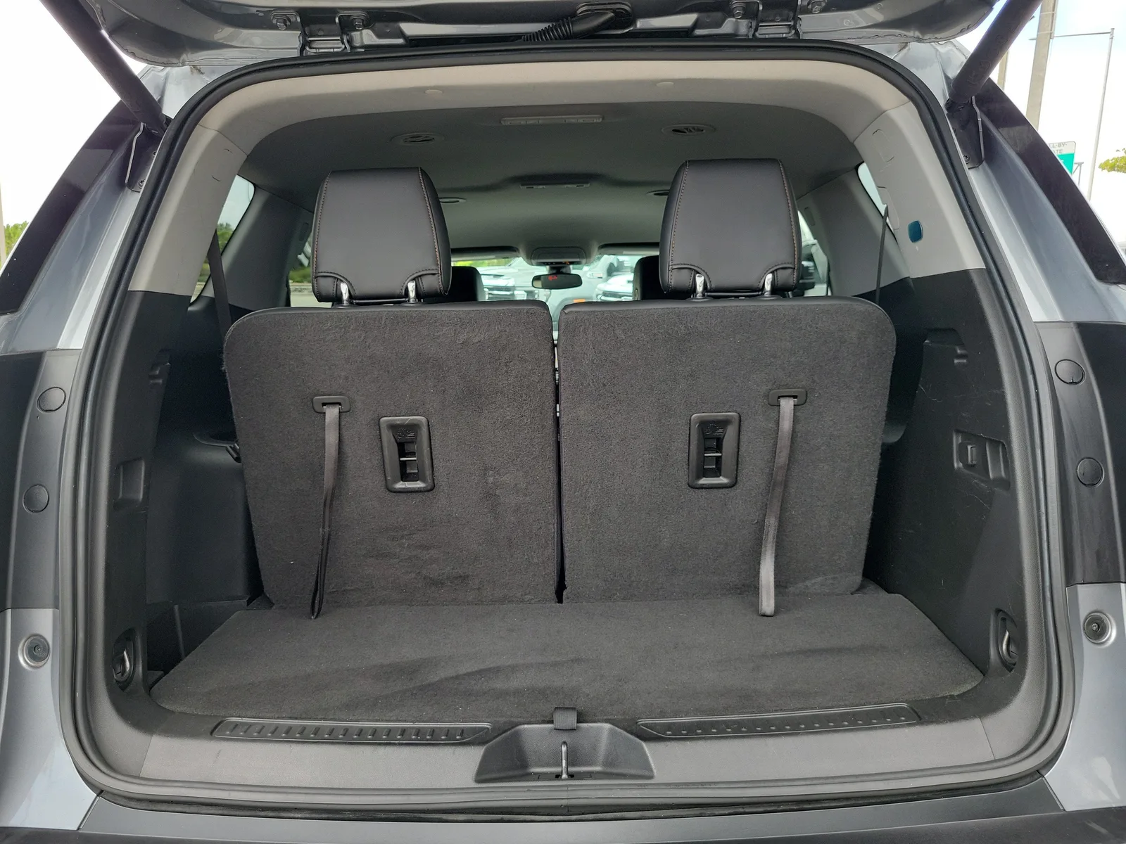 2021 GMC Acadia AT4 photo 17