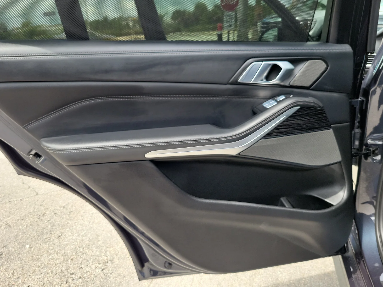 2022 BMW X7 M50i photo 12