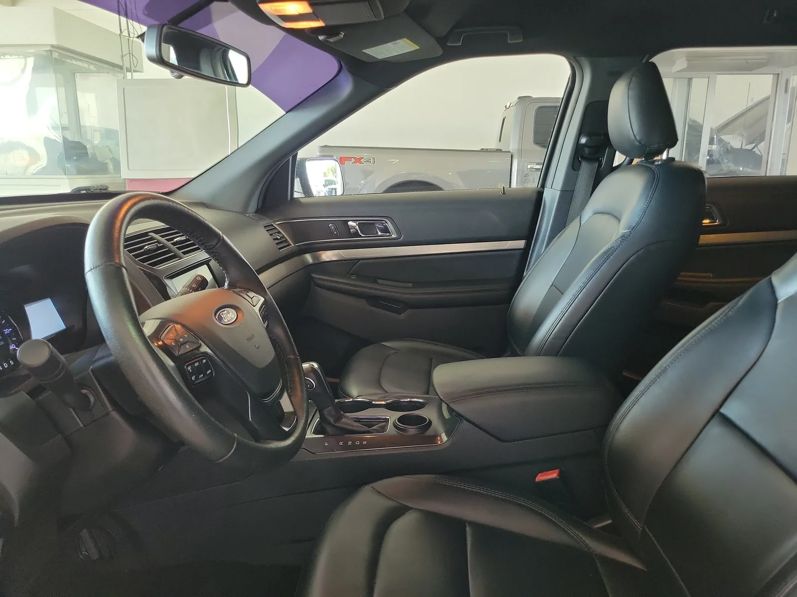 2019 Ford Explorer XLT photo 11