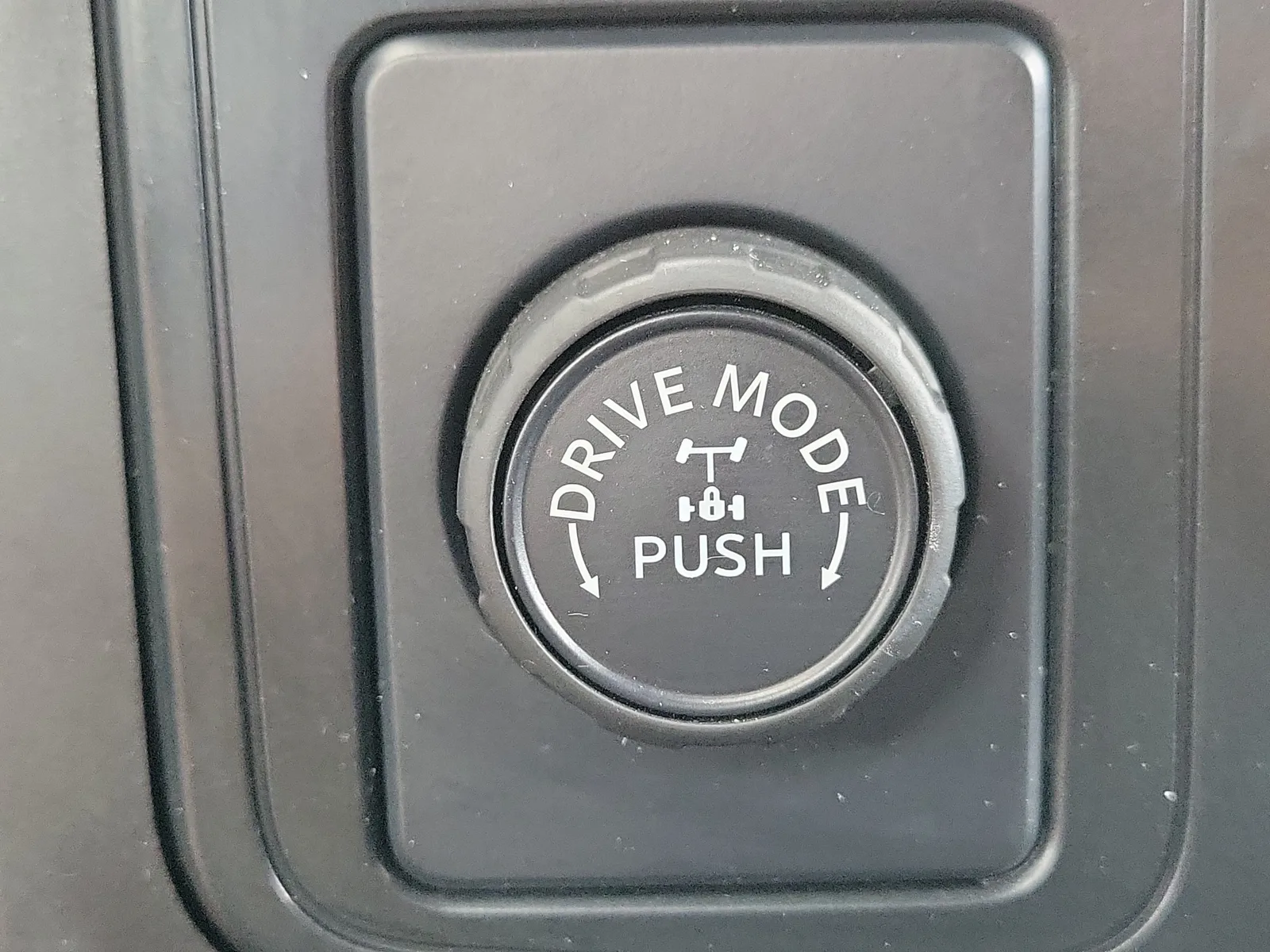 2024 Ford F-150 STX photo 29