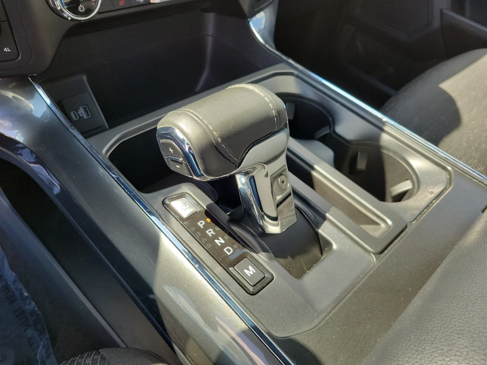 2021 Ford F-150 XLT 4WD photo 26